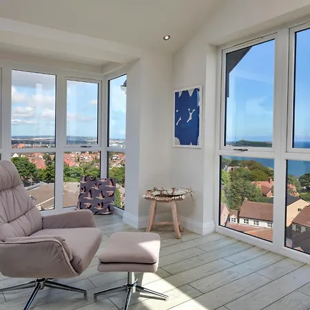 Finest Retreats - The Penthouse, * Scarborough
